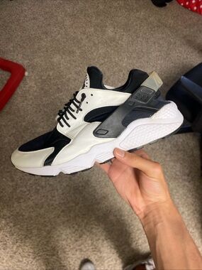 Nike Men’s Huarache Air OG Orca White/Black US Size 10.5 Pre-Owned